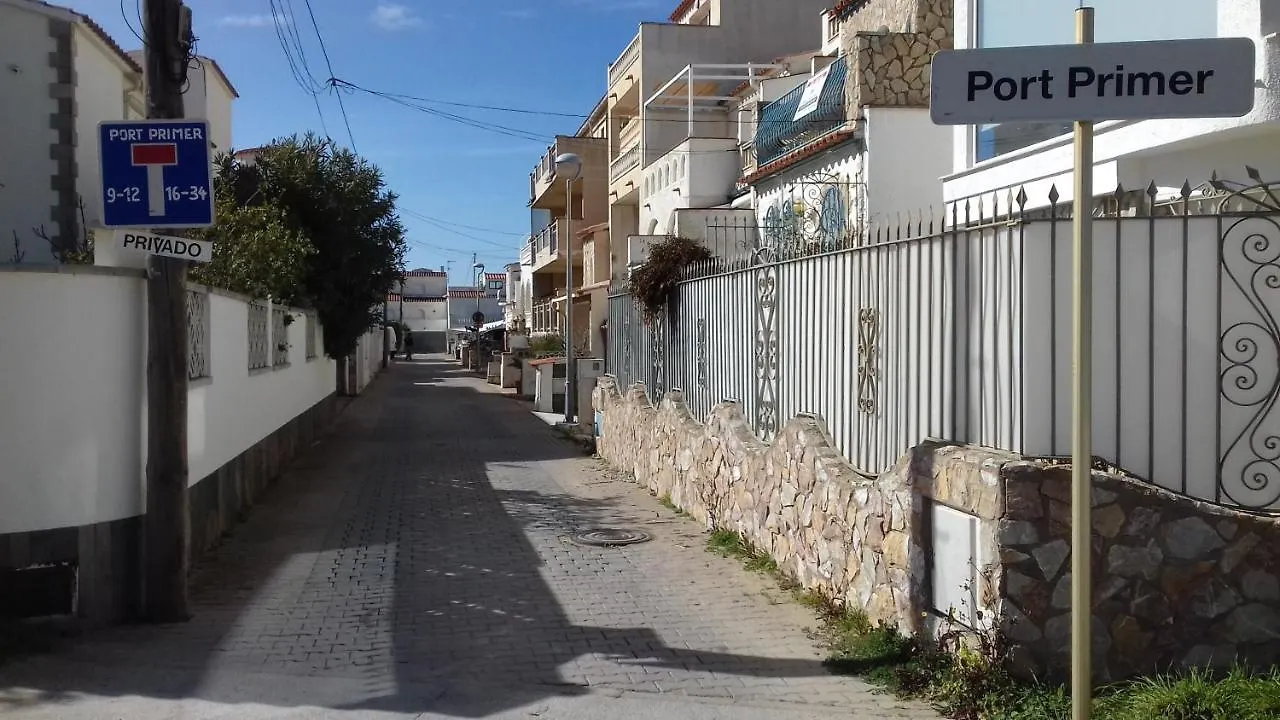 דירות אמפוריבראבה Marina Residencial